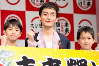 草なぎ剛“すし愛”爆発「おすしのおかげでここまで芸能界やってきました!」