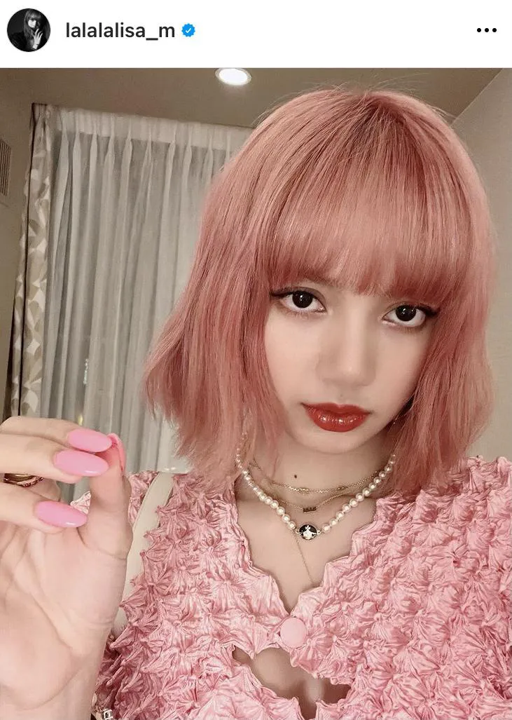 ※LISAオフィシャルInstagram(lalalalisa_m)より