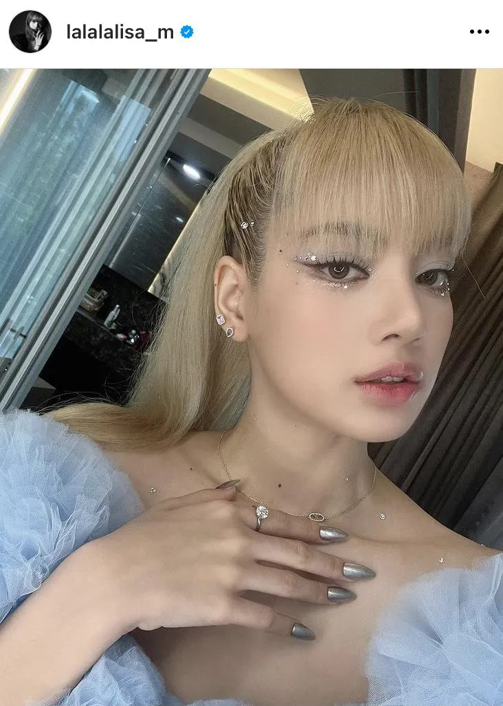 ※LISAオフィシャルInstagram(lalalalisa_m)より