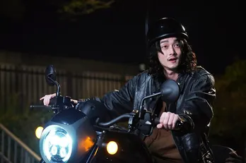 柳俊太郎“陣内”に「色気がすごい」の声!ケンカシーンで迫力のアクションも披露<ナンバMG5>