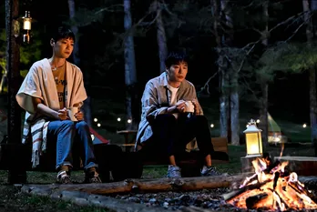 気まずい上野樹里“杏花”と田中圭“晴太”…キャンプイベントで三角関係は波乱の展開に＜持続可能な恋ですか？＞