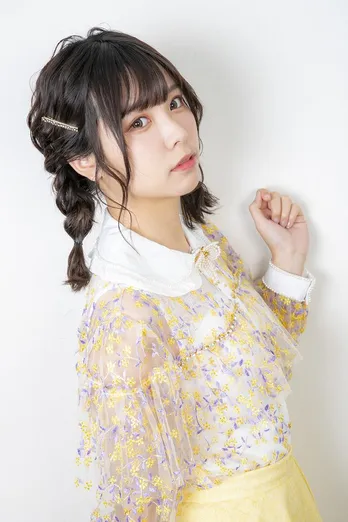 人気コスプレイヤー・Liyuu、写真集発売の喜びあふれる笑顔に「発売おめでとう!」「オフショが楽しみ」の声