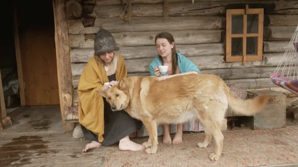 エストニア・犬と女性
