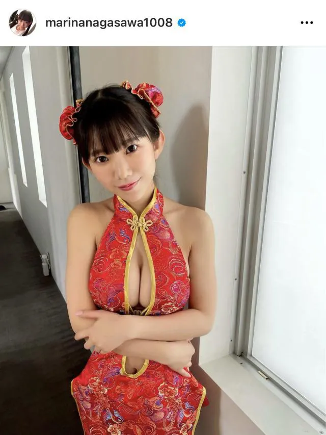 長澤茉里奈、攻めすぎ…！“むっちり美谷間”チャイナコスプレショット　