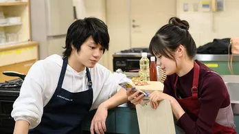 佐藤流司“諒太”が「アレンジレシピ大会」の参加を決意！思い出の詰まった部室にアレンジ部が集結する＜シェアするラ！＞