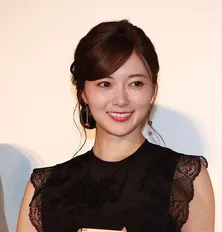 乃木坂46のOG・白石麻衣、久しぶりの“ハフーン”を全力でやり切る