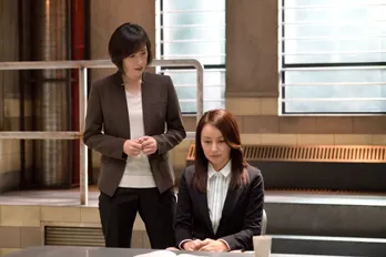 矢田亜希子が天海祐希と11年ぶりの共演で怪しい女性教師に!?