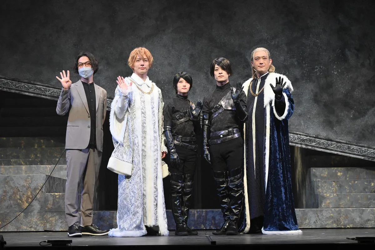 (左から)取材会に登壇した松崎史也氏、和田琢磨、若月佑美、有馬爽人、谷口賢志