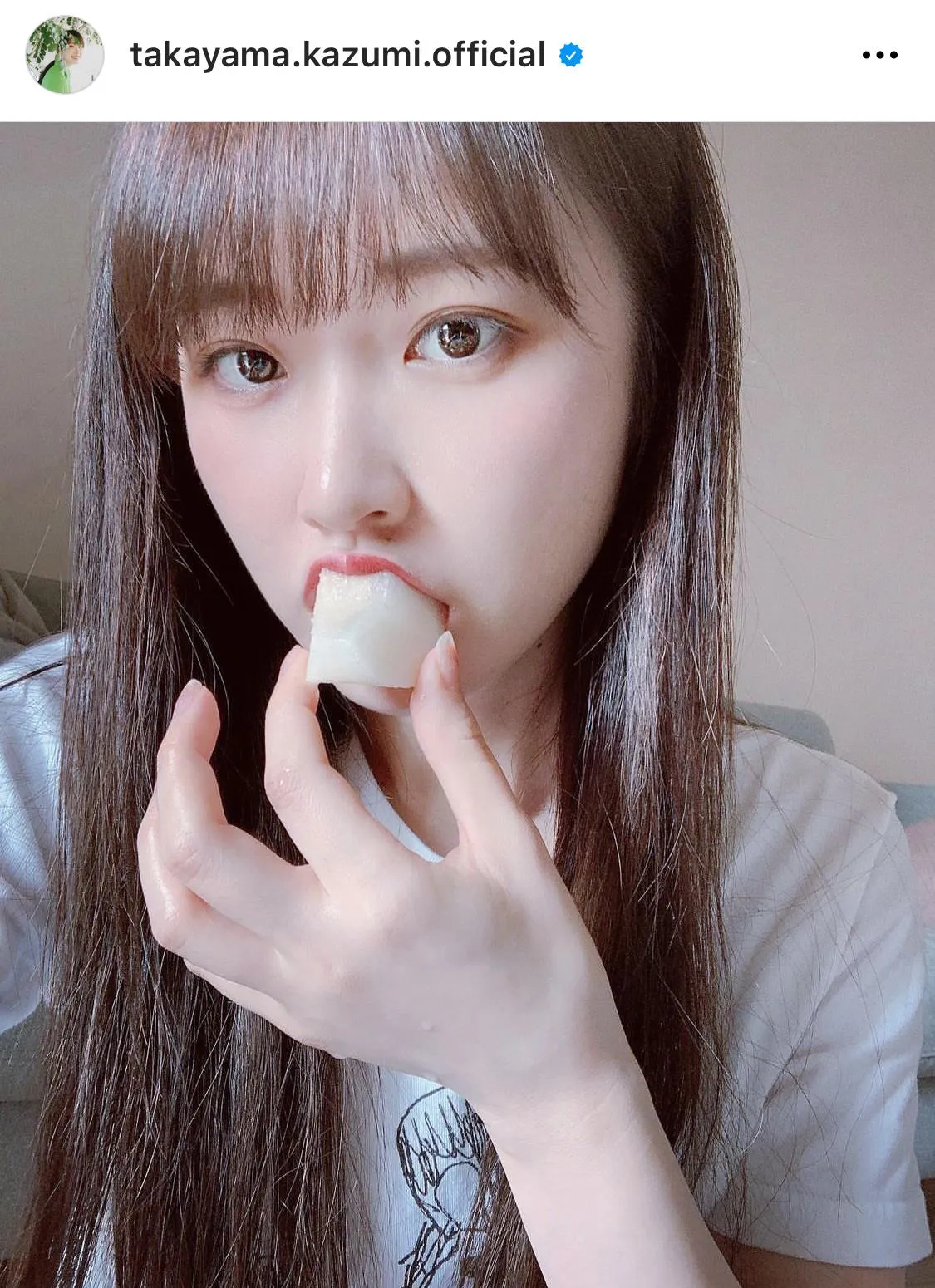 画像・写真 高山一実、大口を開けてセルフ“あーん”披露！自然体すぎる