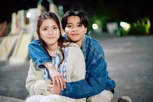 中田圭祐、川島海荷をバックハグ「めちゃめちゃ恥ずかしい」<私たち結婚しました 3>