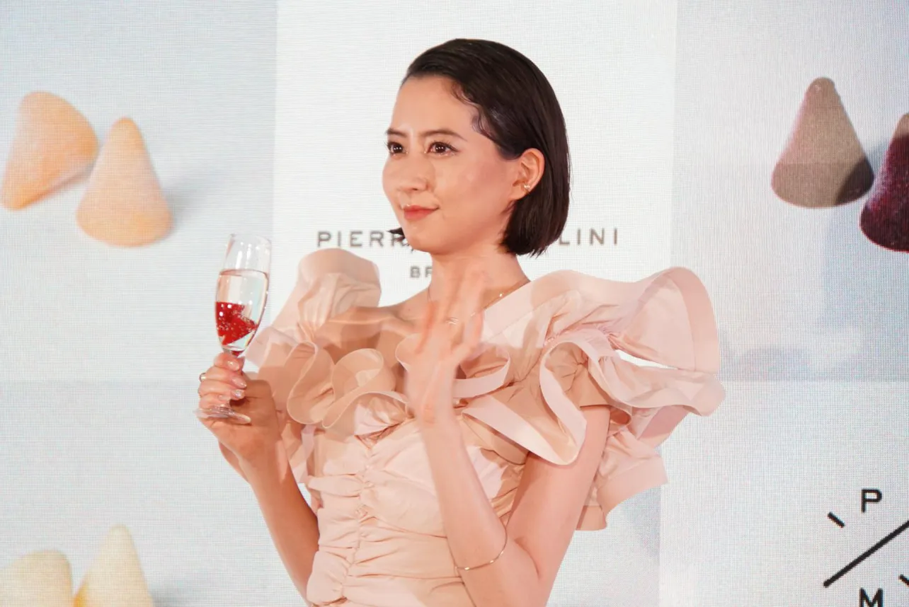 河北麻友子