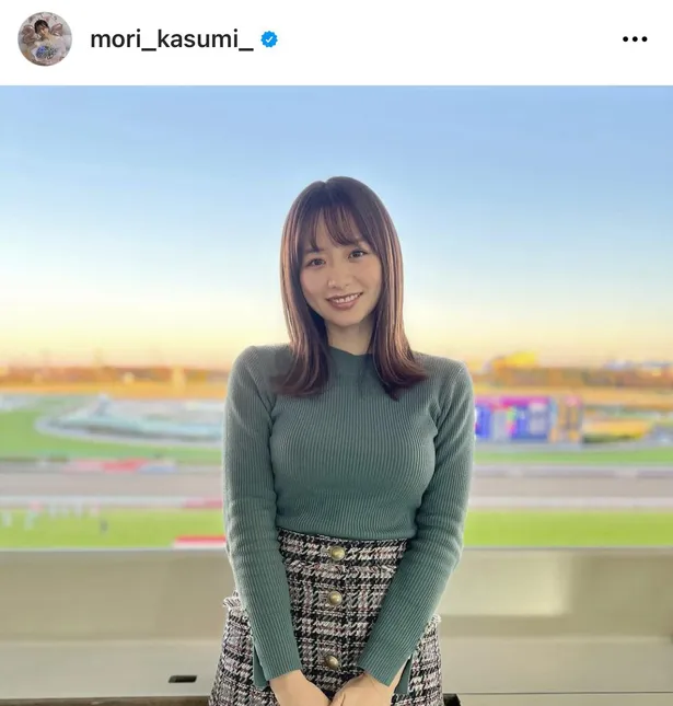 画像 森香澄アナ、衝撃的可愛さの“セーラー服”姿に「これはずるいよ」「現役JKでしかない」の声 あどけない“照れ顔”にも注目集まる(11/14) |  WEBザテレビジョン