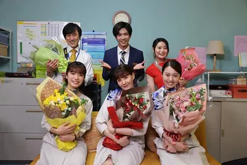 King ＆ Prince神宮寺勇太、トリンドル玲奈らクランクアップ！神宮寺「『受付のジョー』の世界が大好きになりました」