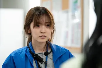 “幸せ迷子のズタボロ女子・鹿森海”鈴木愛理“年下カメラマン・長嶺風緒”本田響矢との出会いで美女に大変身「戻りたくない、前の自分に」<ANIMALS‐アニマルズ‐>