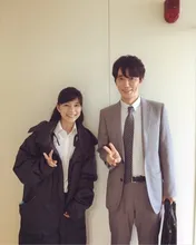 変わった？　変わってない？　芳根京子、ユースケ・サンタマリアと4年半ぶり2ショット公開