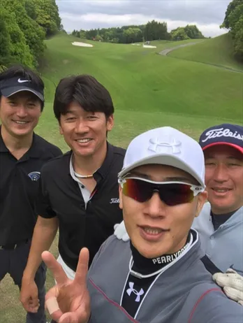 金爆の樽美酒が哀川翔のバースデーゴルフに参加しドラコン賞をゲット!