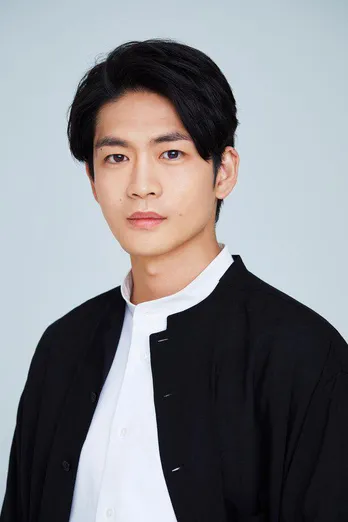 松下洸平、『最愛』のATP賞ドラマ部門最優秀賞を“ニッコニコ笑顔&正装”と名セリフで報告