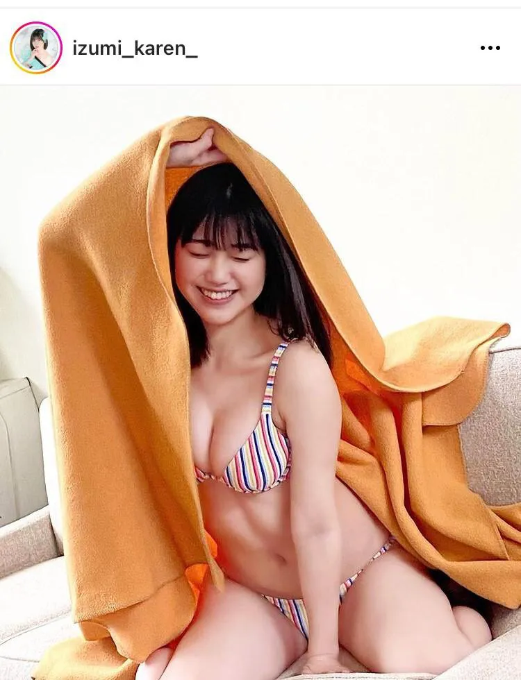 和泉芳怜、ビキニから“美乳”が溢れだしそう！