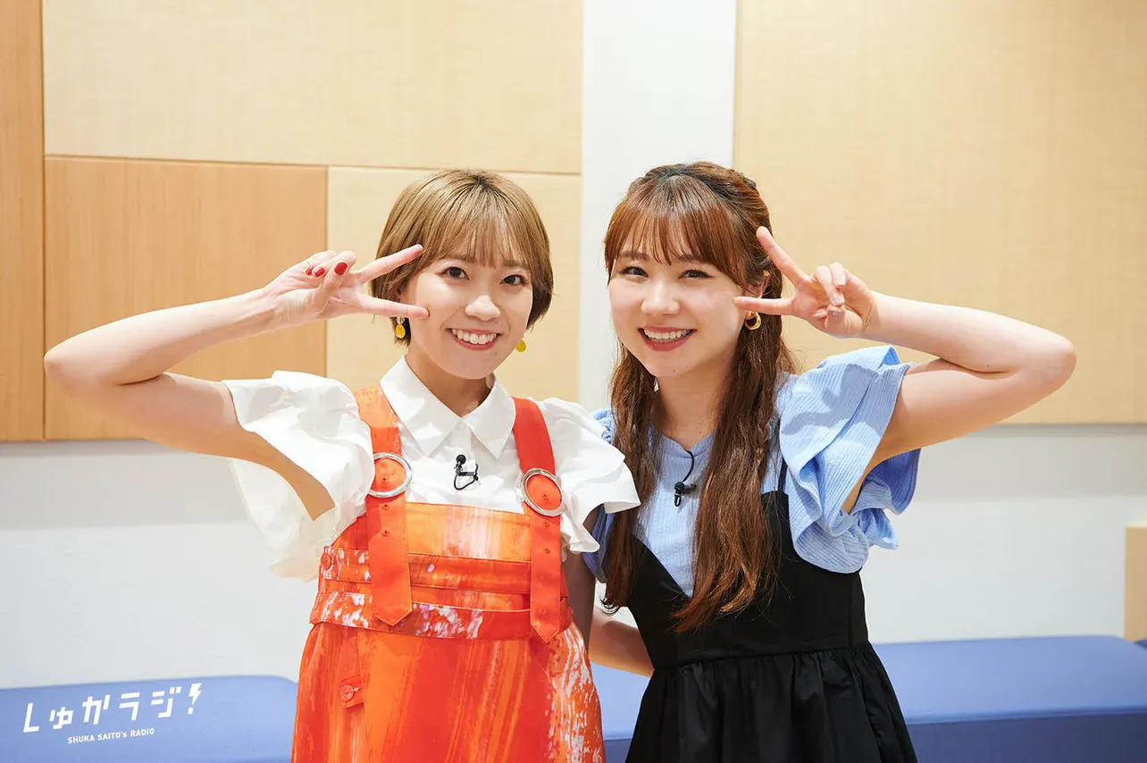 声優・斉藤朱夏（写真左）とモーニング娘。'22・石田亜佑美（同右）