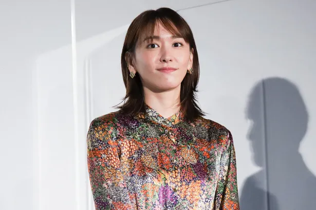 新垣結衣 子どもたちからの手紙に笑顔 一緒に過ごすことができて幸せだった Webザテレビジョン