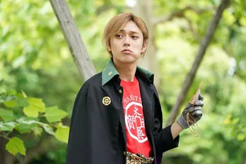 永瀬廉主演ドラマ「新・信長公記」開幕 “平均年齢29.8歳”キャスト陣が“15歳”として躍動