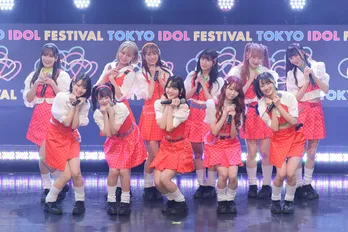 ＝LOVE「この夏はイコラブで決まり！」貫禄のパフォーマンスでHOT STAGE2日目のトリを飾る＜TIF2022＞