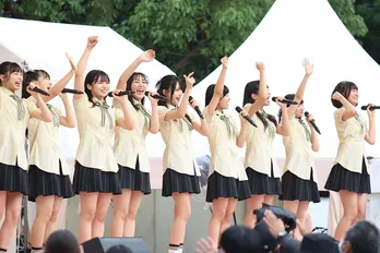 指原莉乃プロデュース≒JOY、“アイドルの聖地”で欅坂46やラスアイの楽曲をパフォーマンス＜TIF2022＞