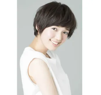 佐藤栞里、恒例の楽屋サプライズバースデーの舞台裏公開に「色々な人に祝われて、愛されてるということですね‼︎大好きです‼」