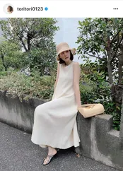 画像 トリンドル玲奈 麦わら帽子とまっ白ワンピの 夏のお嬢さん コーデに 麦わら帽子がこれまた超似合ってるのが流石です 3 44 Webザテレビジョン