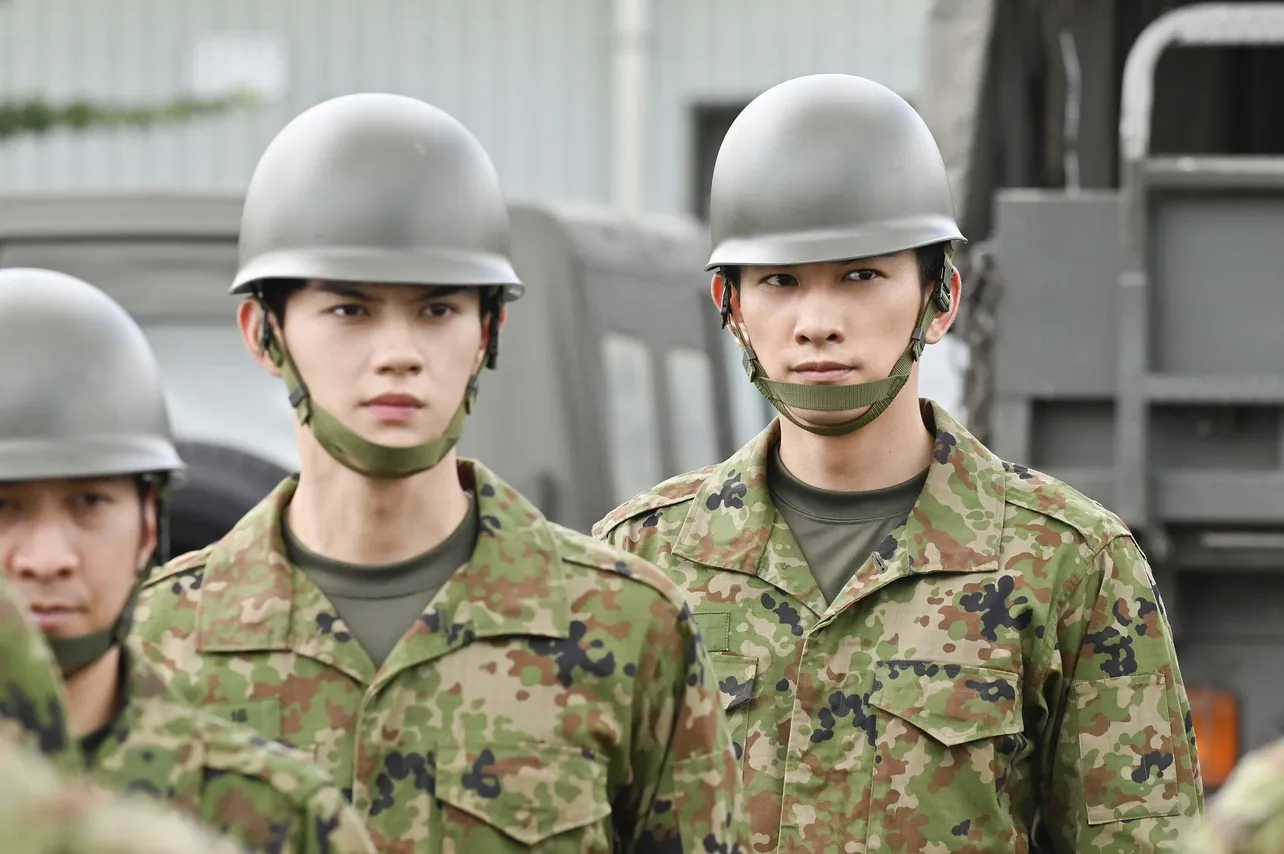 【写真】初めて現場に出動する宙(町田啓太)と馬場(佐野勇斗)