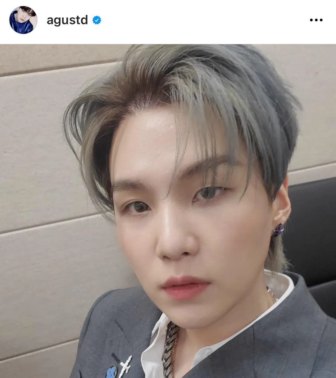 ※SUGAオフィシャルInstagram(agustd)より