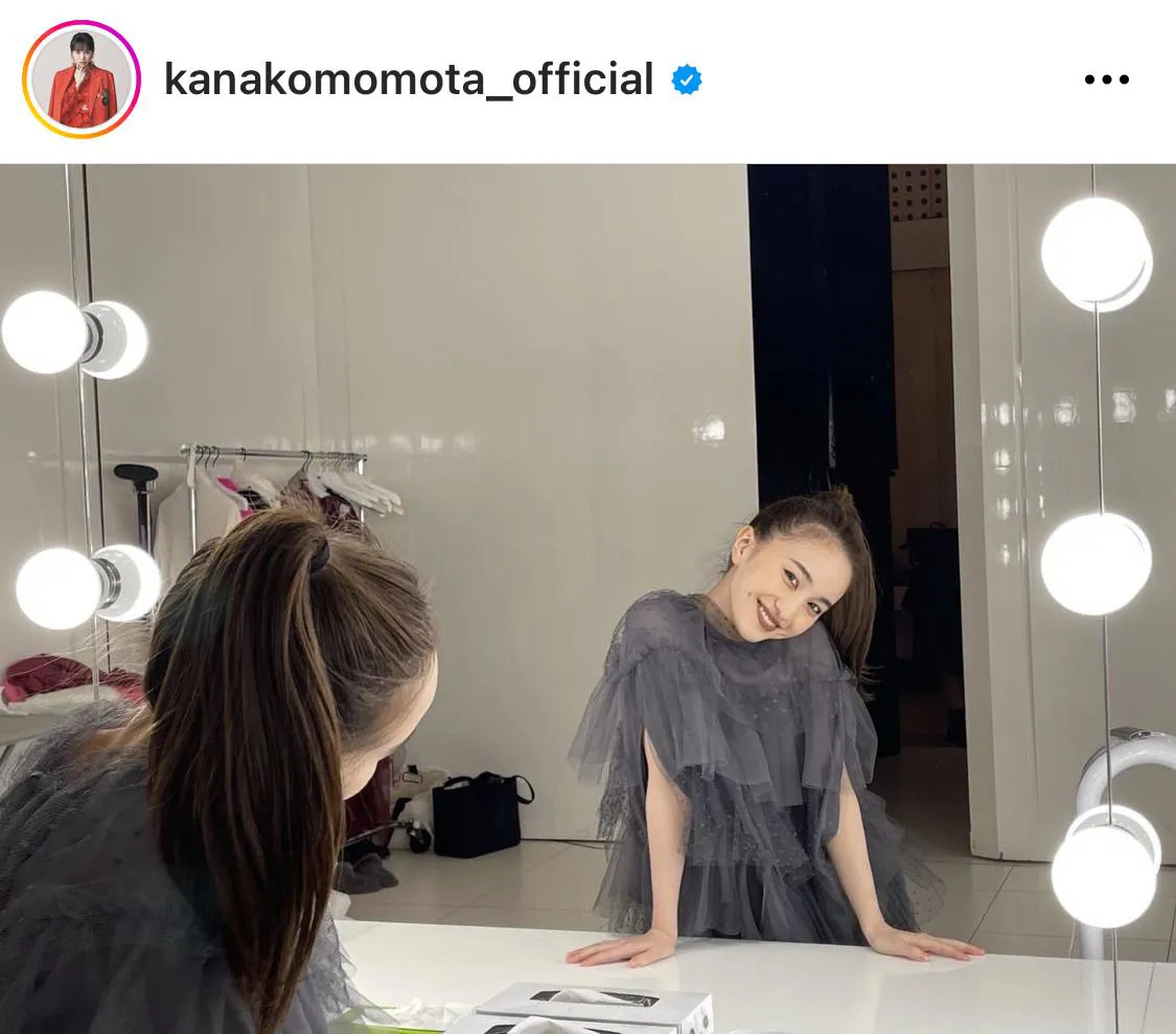 ※百田夏菜子オフィシャルInstagram(kanakomomota_official)より