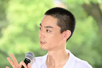 菅田将暉「オープンカーでヨーロッパの街並みを」原田美枝子との“2人旅”思い描く