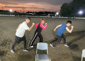 浪川大輔、松本梨香、畠中祐“声優スーパーカートリオ”が“馬”に挑むも第一レースでいきなり畠中が圧勝「勝っちゃった」＜声優28時間テレビ＞