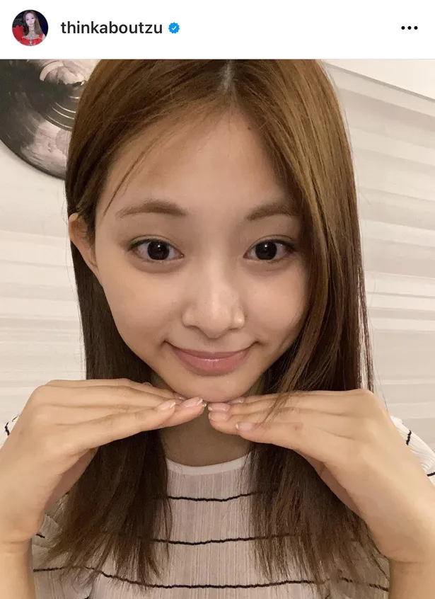 画像 Twice ツウィ 愛らしい前髪とあどけない表情の 美少女ショット に 輝く天使 美の極み と反響続々 28 39 Webザテレビジョン