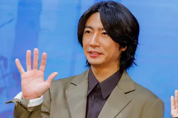 相葉雅紀、後輩・上原剣心の誕生日にプレゼント “親子”演じ「ちょっと似てきたな」