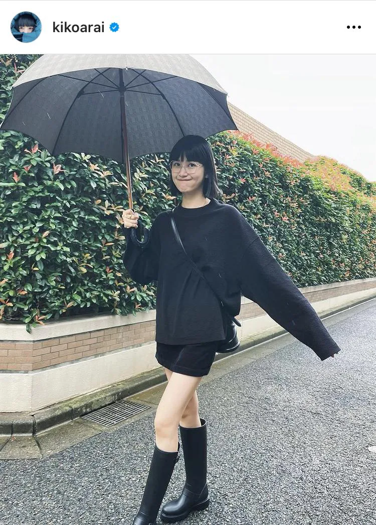 ※新井貴子公式Instagram(kikoarai)より