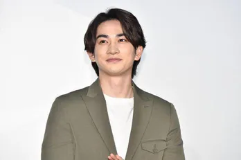 町田啓太&佐野勇斗の“最強バディ”ショットにファン感涙「この2人が大好き」「写真見たらまた涙出てきた」<テッパチ!>