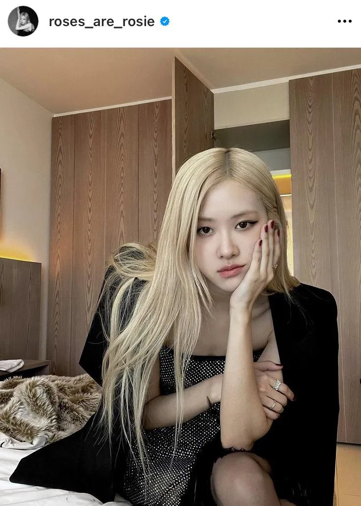 ※ROSÉオフィシャルInstagram(roses_are_rosie)より