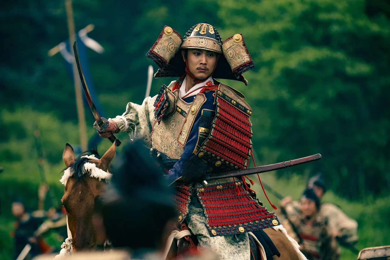 【写真】馬に乗り奮戦する中川大志“畠山重忠”の男らしいショット