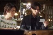 【写真】晴翔(藤原大祐)の正体に驚く正樹(中島裕翔)と慎太郎(高橋優斗)