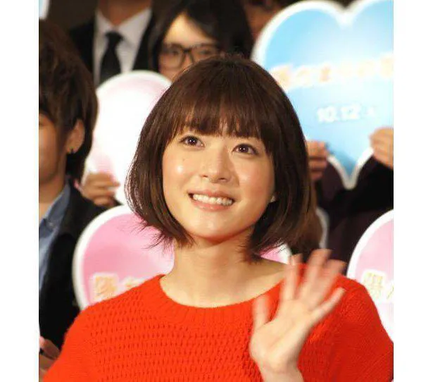 上野樹里、稲刈り初体験…のどかな田園でコンバインを巧みに操る“農業女子”に | WEBザテレビジョン