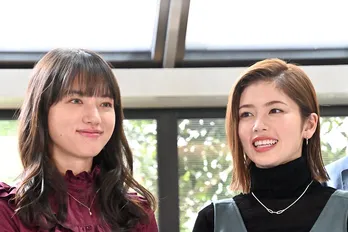 清原果耶＆小芝風花の“焼き鳥デート”に及川光博「カラオケ行く？ 福山雅治さんの歌をミッチー歌う」＜霊媒探偵・城塚翡翠＞