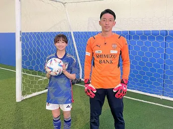 日向坂46・影山優佳、日本代表のGK・権田修一選手と対談＜FIFA ワールドカップ64＞