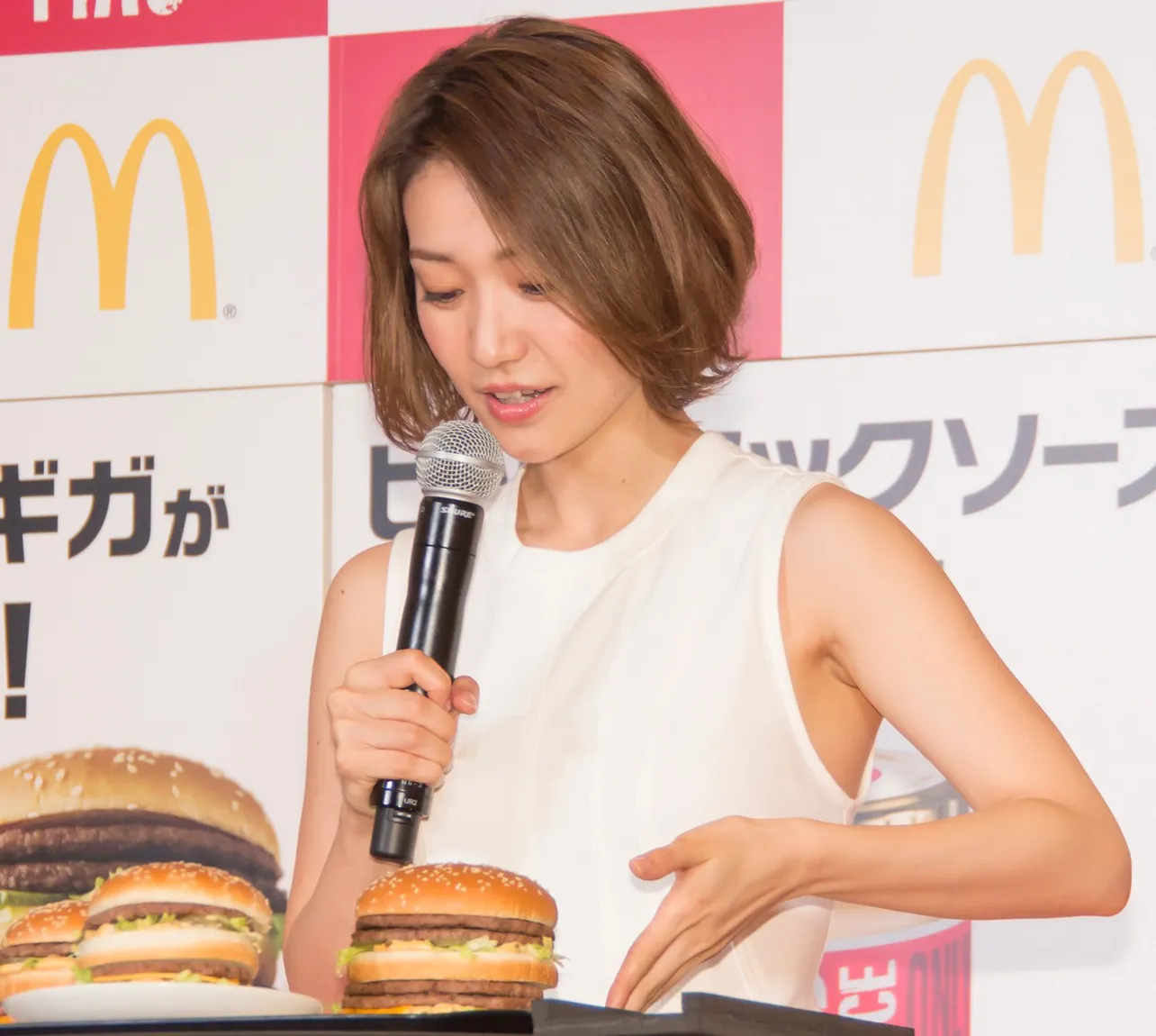 ギガビッグマックに興味津々