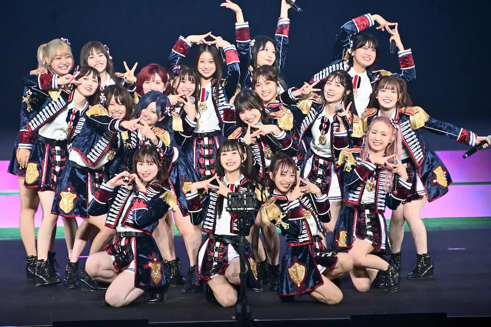 【写真】日本武道館で新チームをお披露目コンサートを開催したAKB48