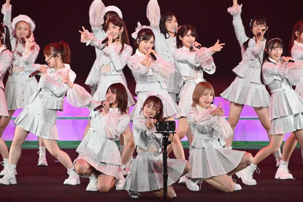 「MX祭り！AKB48 60th Single「久しぶりのリップグロス」発売記念コンサート in 武道館 2022〜リベンジ！新チームお披露目コンサート〜」より