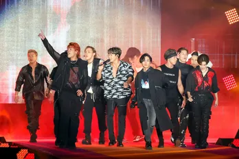 THE RAMPAGE from EXILE TRIBEが観客と一体となり会場を盛り上げる<GirlsAward>