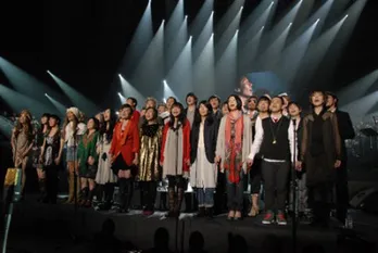 豪華アーティストたちと22分50秒の大メドレー！　小田和正「クリスマスの約束」がことしも放送!!