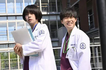 玉森裕太“諏訪野”、産婦人科・元ヤン女医の下で働く 早速赤ちゃん父親巡るトラブルに直面<祈りのカルテ>